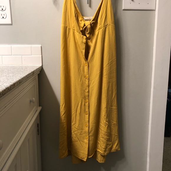 Urban outfitters mustard maxi - Picture 2 of 4